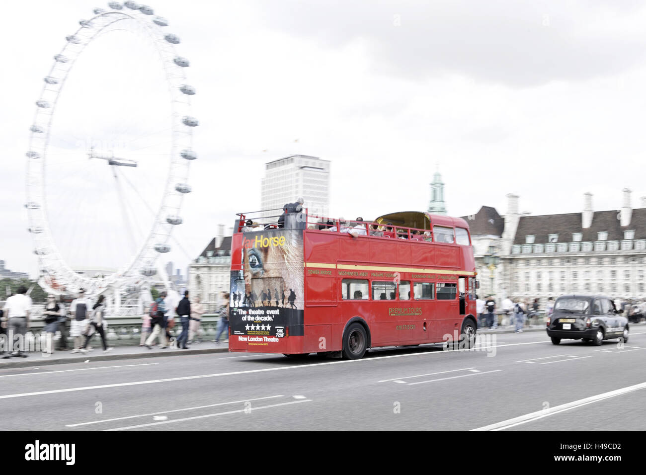 Bus à impériale rouge, Westminster Bridge, Westminster district, Londres, Angleterre, Royaume-Uni, Banque D'Images