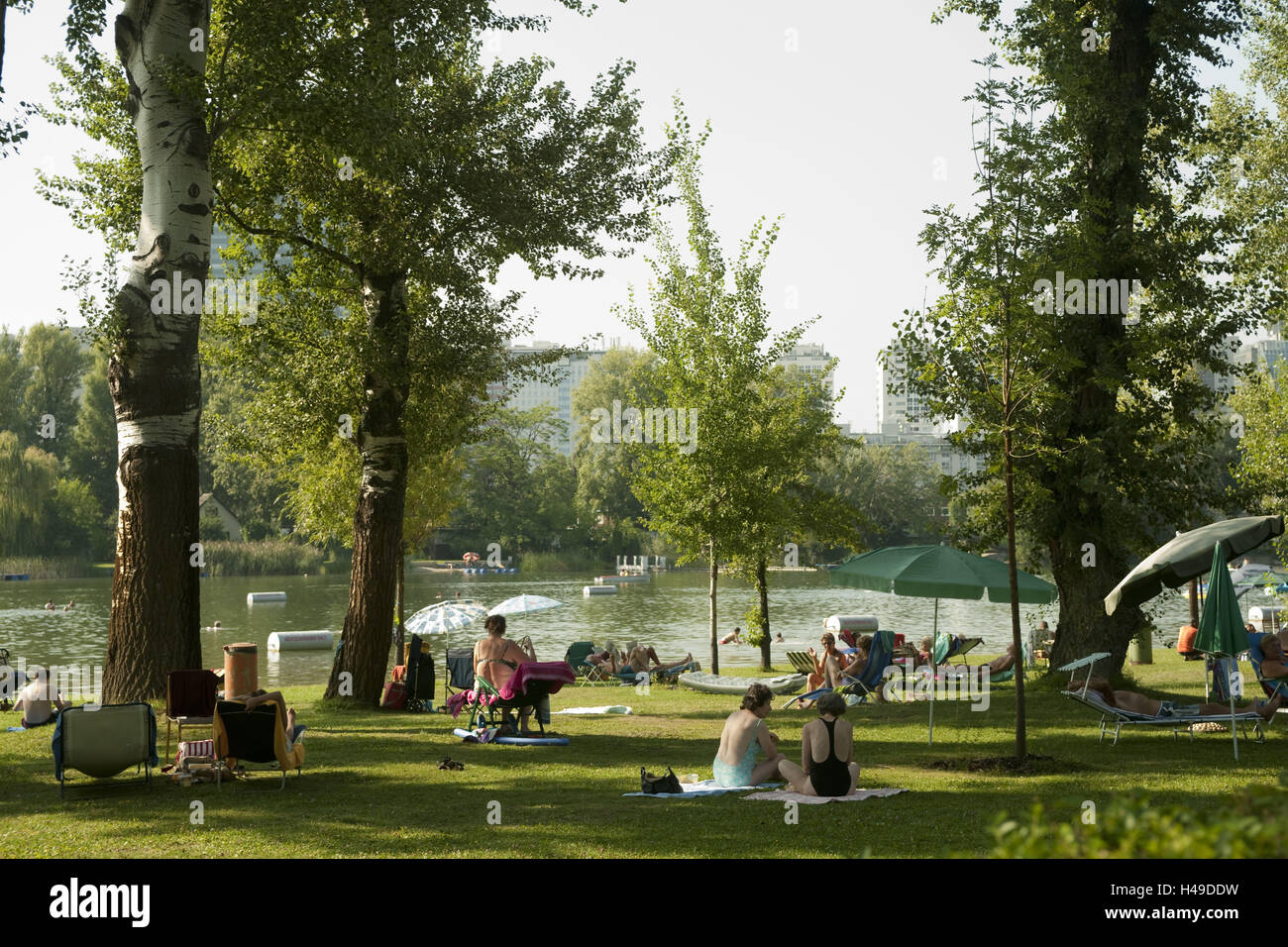 L'Autriche, Vienne, l'aire de baignade Plage 'Gänsehäufel' sur le Vieux Danube, Banque D'Images