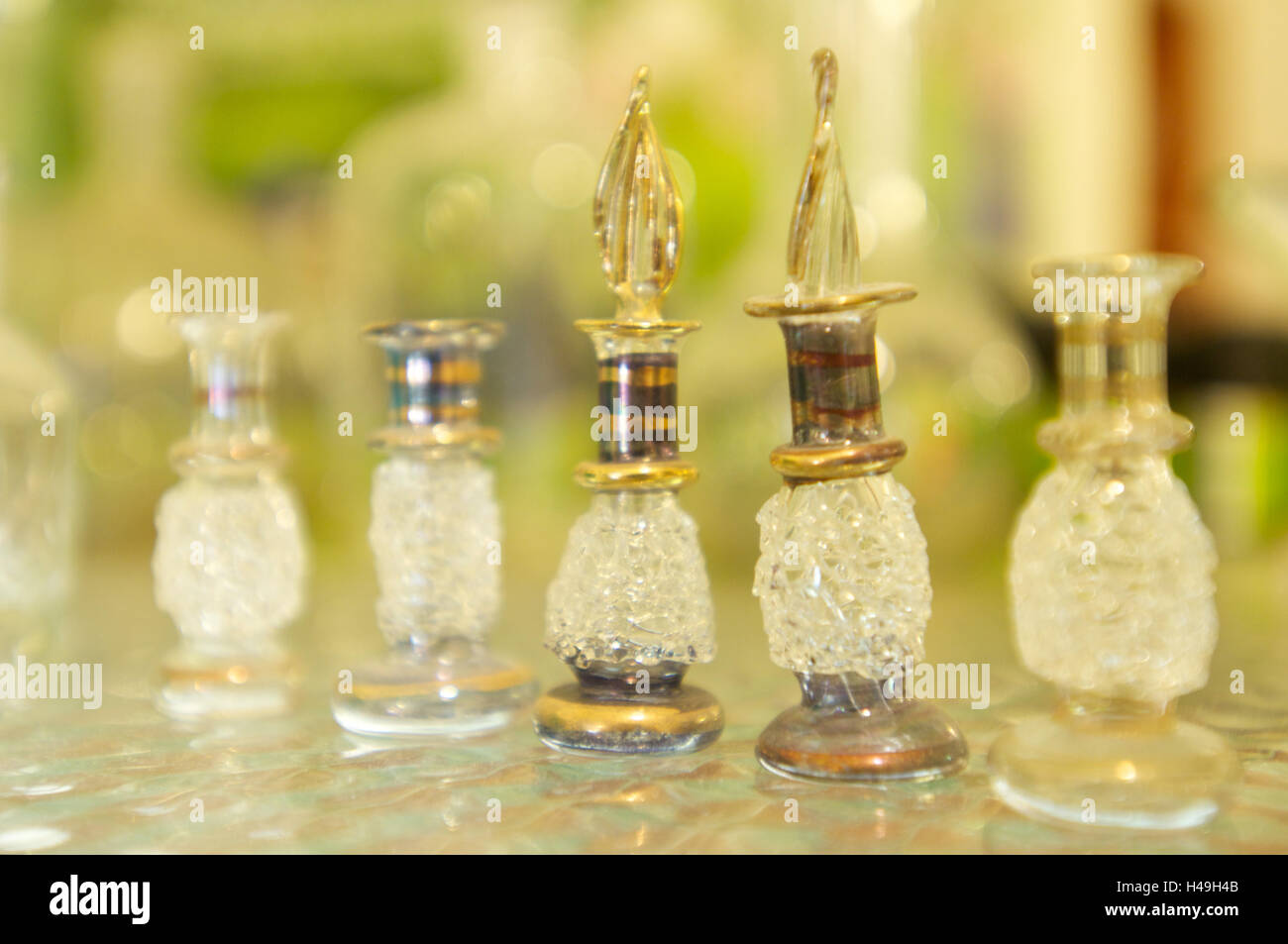 Flacons de parfum, côte à côte, Banque D'Images