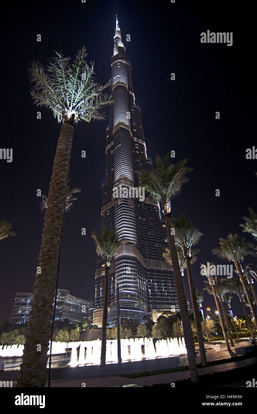 VAE, Dubai, gratte-ciel, Burj Khalifa, hauteur 828 m, dans la soirée, Banque D'Images
