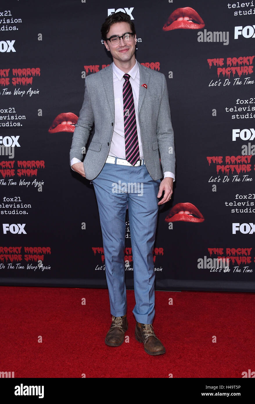 West Hollywood, Californie, USA. 13 Oct, 2016. Ryan McCartan arrive pour la première de ''The Rocky Horror Picture Show ; faisons-le encore une fois le Time Warp'' Premiere au Roxy Theatre. Credit : Lisa O'Connor/ZUMA/Alamy Fil Live News Banque D'Images