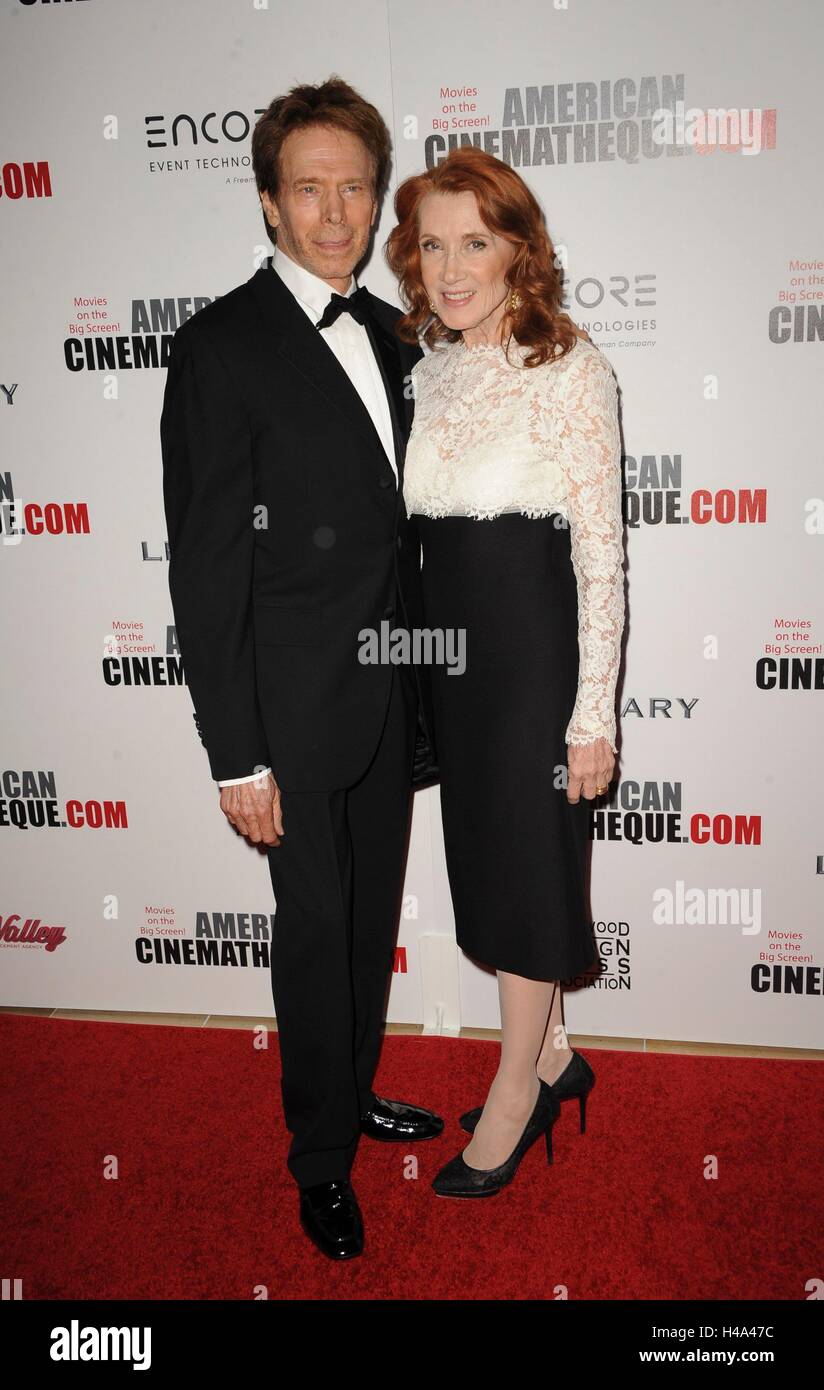 Los Angeles, CA. 14Th Oct, 2016. Linda Bruckheimer Jerry Bruckheimer, au niveau des arrivées de l'American Cinematheque Award Show 2016, le Beverly Hilton Hotel, Los Angeles, CA, 14 octobre 2016. Credit : Elizabeth Goodenough/Everett Collection/Alamy Live News Banque D'Images