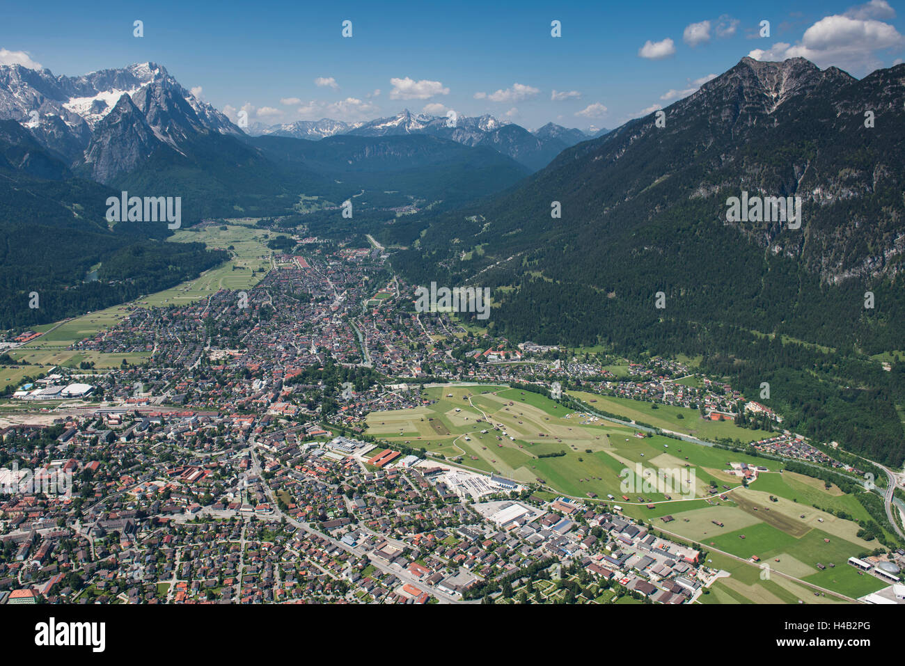 Sommet G7 2015 sur château Elmau, Garmisch-Partenkirchen, camp de protestation, vue aérienne, Bavière, Allemagne Banque D'Images