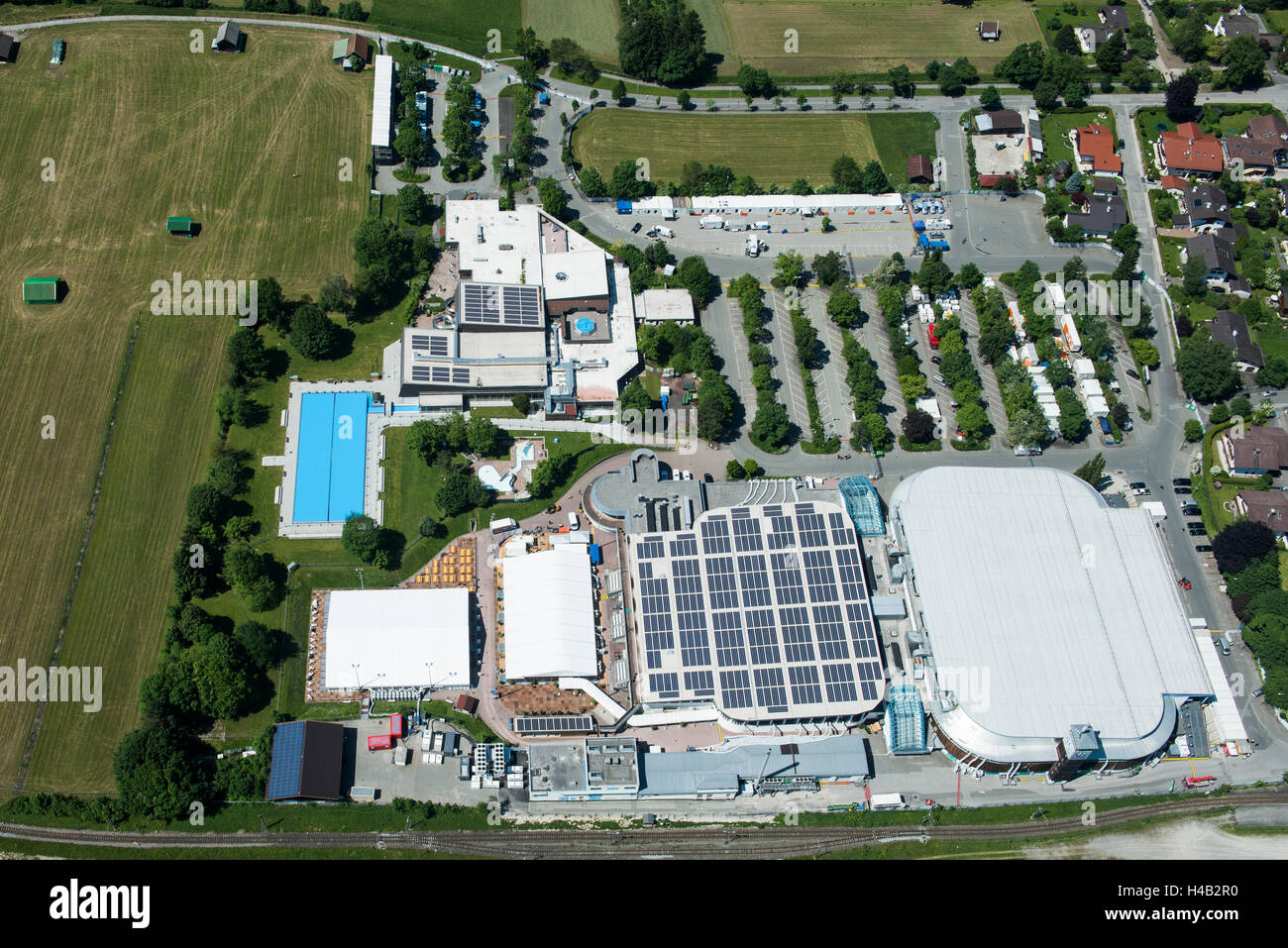 Sommet G7 2015 sur château Elmau, Garmisch-Partenkirchen, centre de presse olympique, centre de sports de glace, vue aérienne, Bavière, Allemagne Banque D'Images