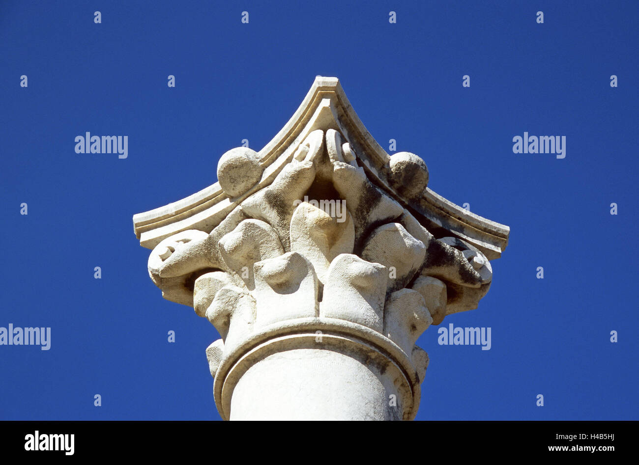 La Grèce, l'île d'Elbe, caresses, Asklepieion, temple d'Apollon, pilier, korinthisch, détail, capital, groupe d'îles, île de la Méditerranée, la mer Egée, ruine, sanatorium, site d'assainissement, de meubles anciens, d'excavation, ruine site, Praxinoscope, archéologie, structure, historiquement, temple, demeure, point d'intérêt, pilier capital, la culture, l'art, Banque D'Images