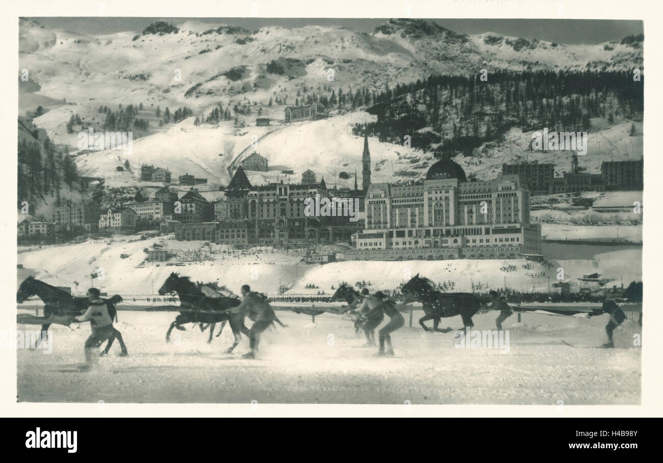 Carte postale, historique, la concurrence sur le Skijöring Saint Moritzersee, la Suisse, l'Engadine, b/w, Banque D'Images