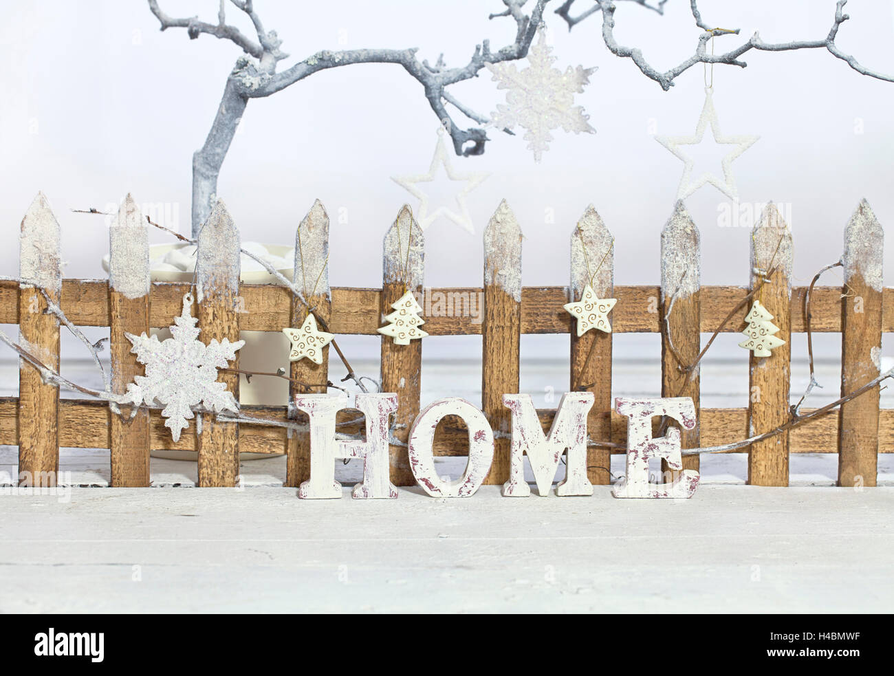 Décoration de Noël et de décoration clôture avec Word Accueil Banque D'Images