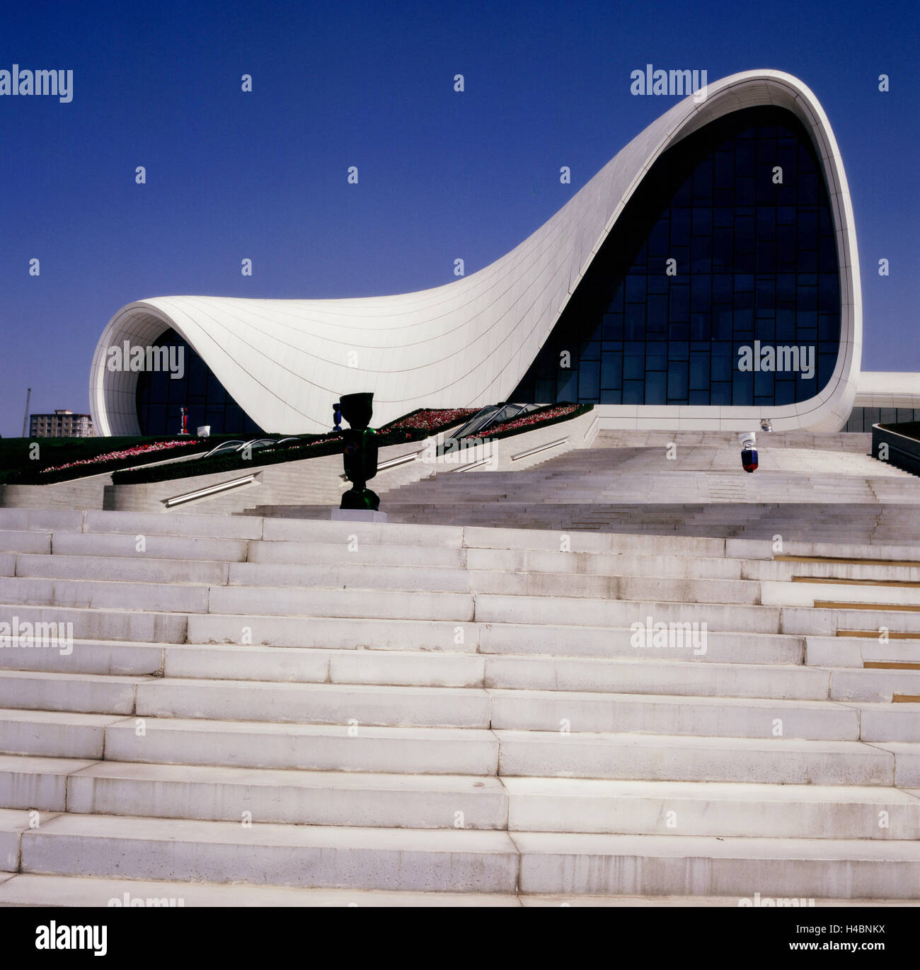 Centre Culturel Heydar Aliyev à Bakou Banque D'Images