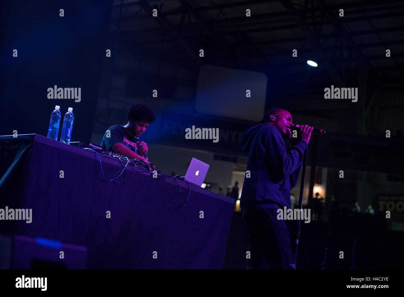 Vince de base fonctionne à Riot Fest à l'échelle nationale le 2 septembre 2016, complexe à Denver, Colorado Banque D'Images