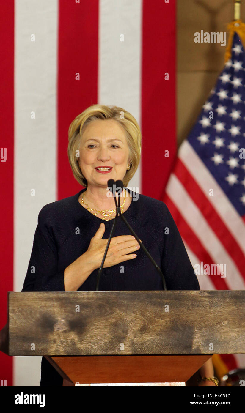 Hillary Clinton lors d'un rassemblement à Wendy l'équipe du centre d'Innovation Industrielle de Cleveland le 13 juin 2016 à Cleveland, Ohio. Banque D'Images