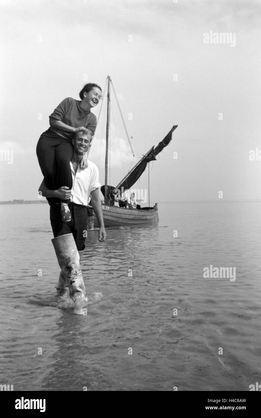 Sommerferien an der Ostsee, Deutsches Reich 1930er Jahre. Vacances d'été sur la mer Baltique, Allemagne 1930 Banque D'Images