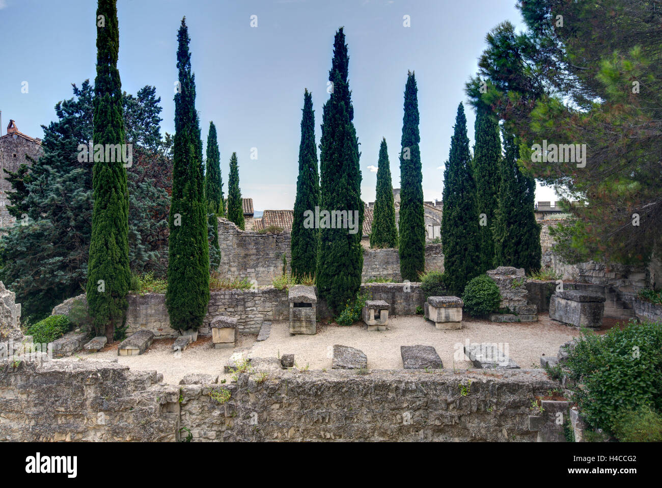 Abbaye Saint André, cloître, jardin, Villeneuve lès Avignon, département du Gard, région Languedoc-Roussillon, France, Banque D'Images