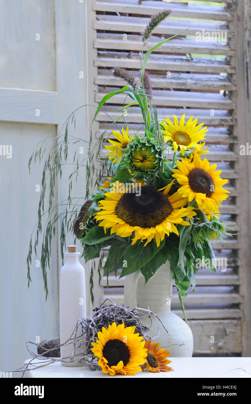 Arrangement de tournesol dans un style campagnard Banque D'Images