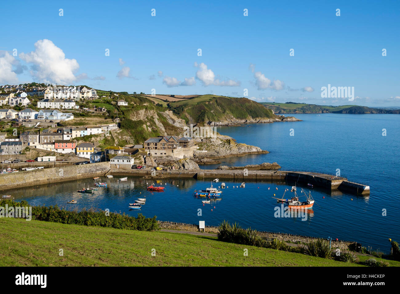 Mevagissey avant-port et du port de pêche, Cornwall, England, UK Banque D'Images