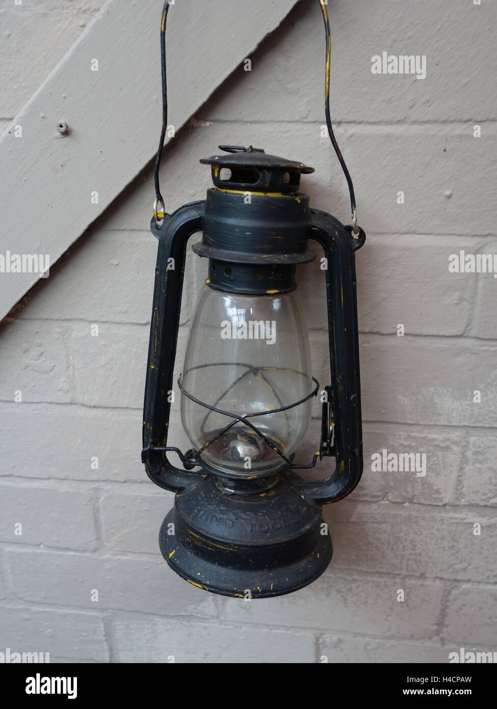 Une vieille lampe à huile Banque D'Images