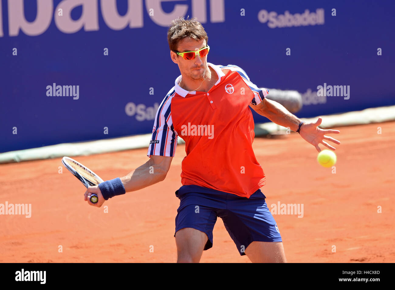 Barcelone - APR 24 : Tommy Robredo (joueur de tennis) joue à l'ATP Open de Barcelone Banc Sabadell Conde de Godo tournament Banque D'Images