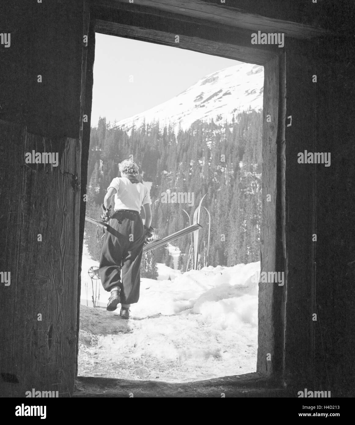 Ein Ausflug à ein Skigebiet in Bayern, Deutsches Reich 1930er Jahre. Un voyage d'une région de ski en Bavière, Allemagne, 1930. Banque D'Images