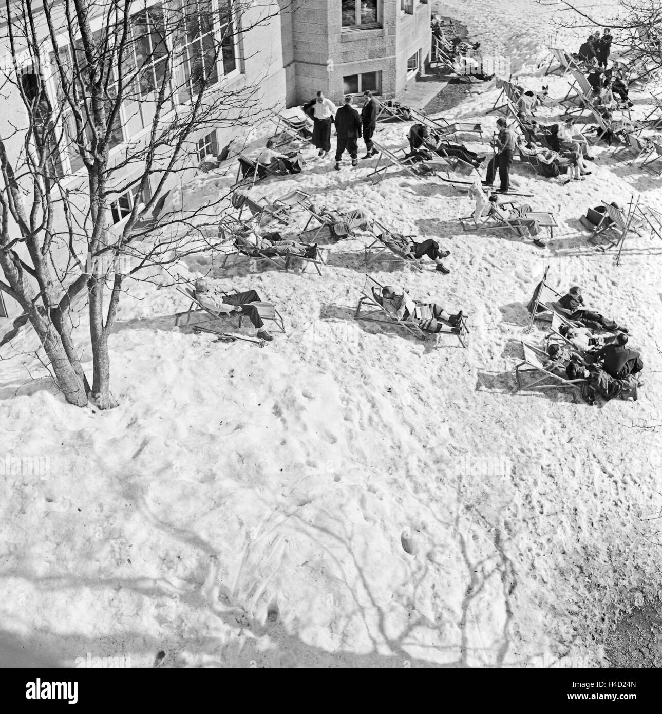 Skigebiet am Feldberg im Schwarzwald, Deutsches Reich 1930er Jahre. Région de ski au Mont Feldberg en Forêt-Noire, Allemagne 1930. Banque D'Images