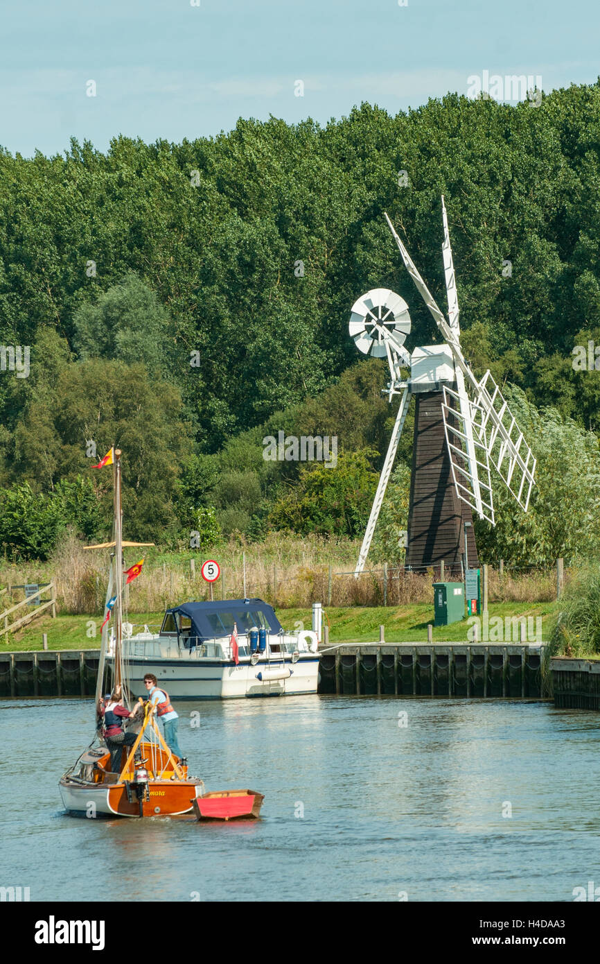 Moulin de drainage, St Olaves, Norfolk, Angleterre Banque D'Images