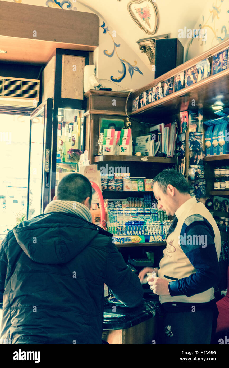 L'Italie, Kampanien, Naples, entreprise, vendeur, client, Banque D'Images