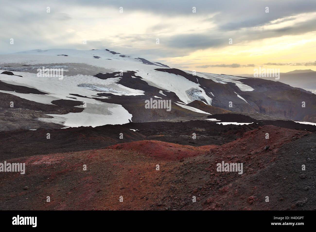 Volcan sur glacier Banque D'Images