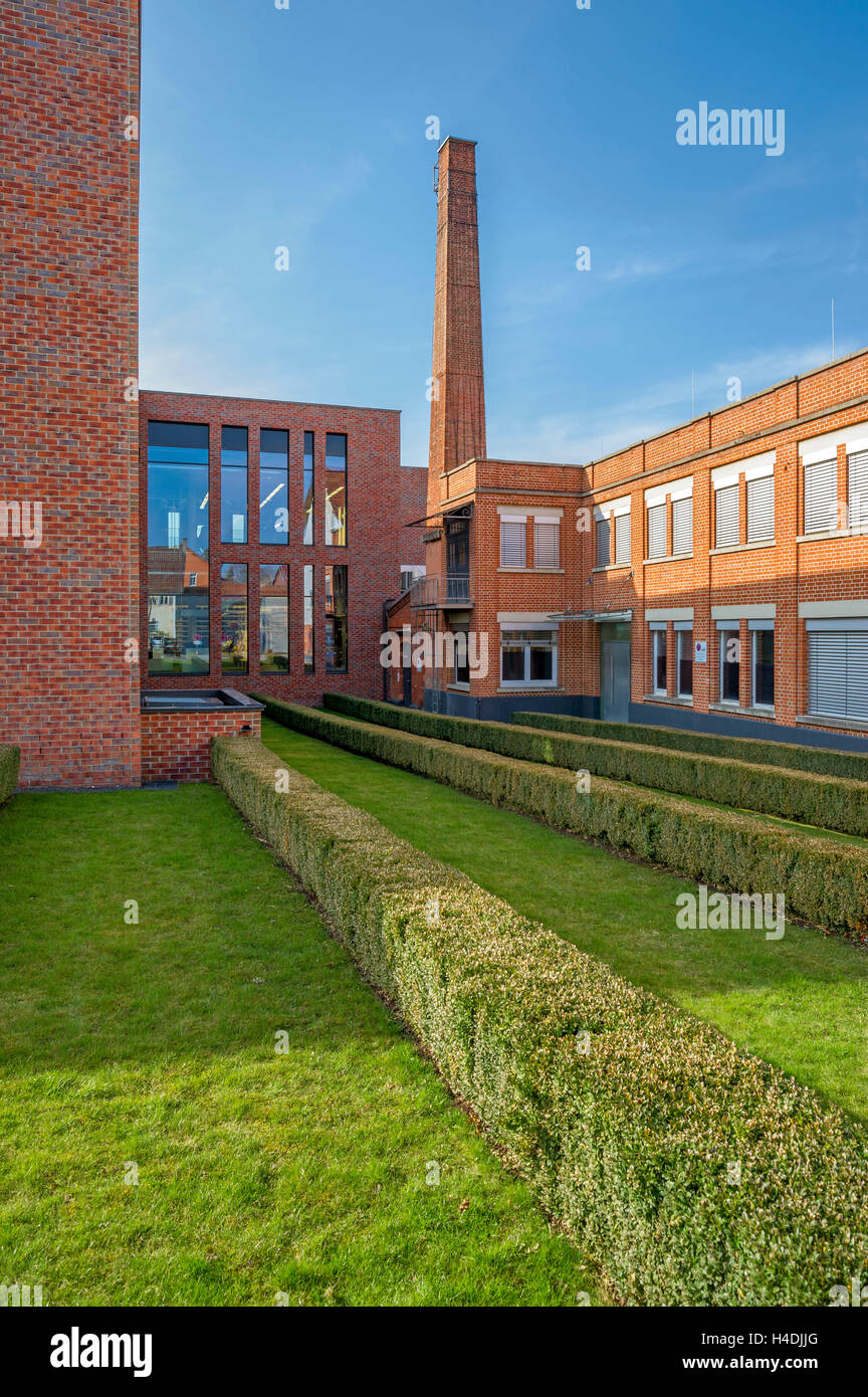 Allemagne, Bade-Wurtemberg, Metzingen, Hugo Boss Outlet rideau,  Kanalstrasse, centre commercial, l'architecture moderne, Metzingen est un  des plus grands villes de sortie, l'Europe Photo Stock - Alamy