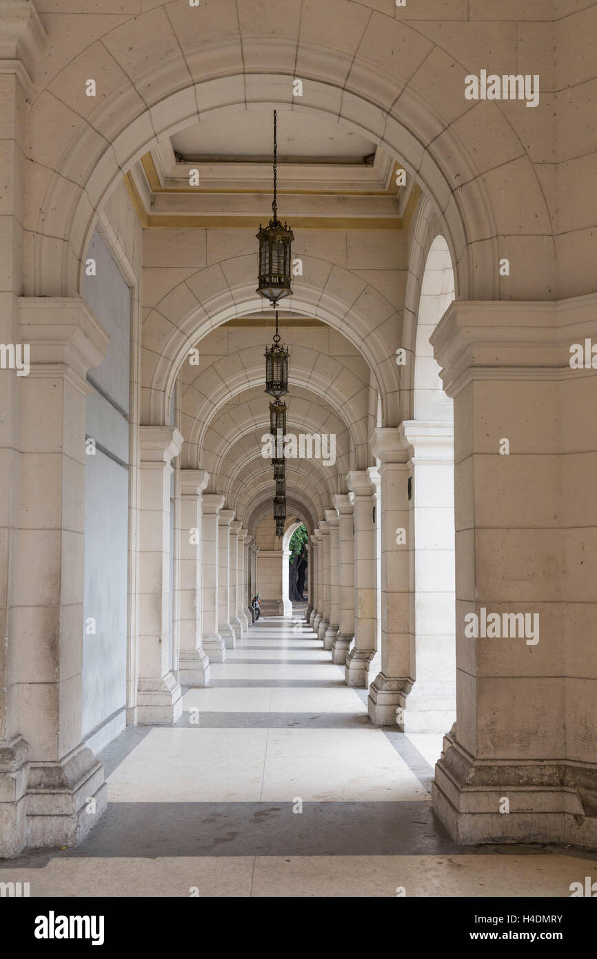 Arcades, vieille ville historique de La Havane, Habana Vieja, Cuba, les Grandes Antilles, dans les Caraïbes, en Amérique centrale, l'Amérique Banque D'Images