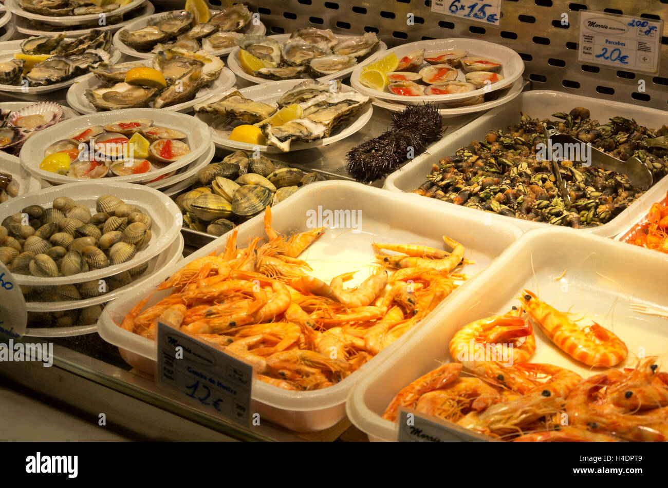 Affichage d'une variété de poisson tapas pour shell Banque D'Images