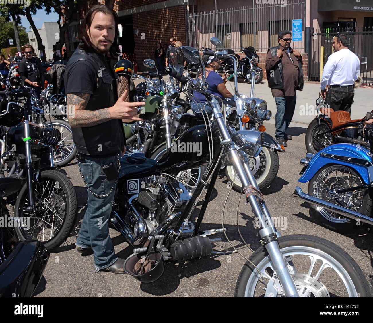 Sean McNabb au 'Ssur d'Anarchie' Inscrivez-vous le 2e Rapport annuel 'Ride pour Ronnie' pour l'oid Cancer Fund à Harley Davidson de Glendale à Glendale en Californie le 22 mai 2016 Banque D'Images