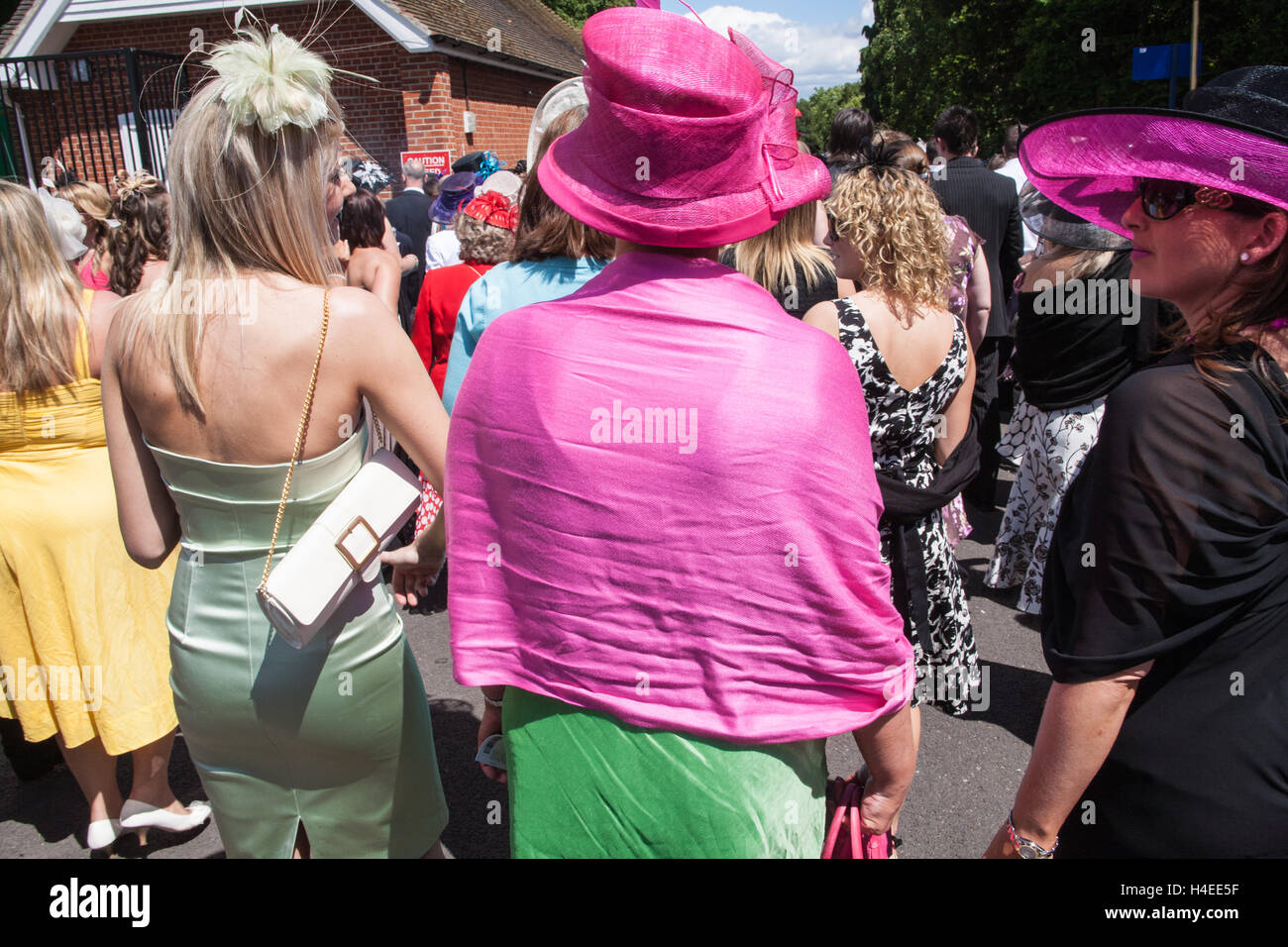 Royal Ascot, réunion de courses de chevaux.événement populaire sur le calendrier social assisté par la Reine du Berkshire, Angleterre. Mesdames jour. Banque D'Images