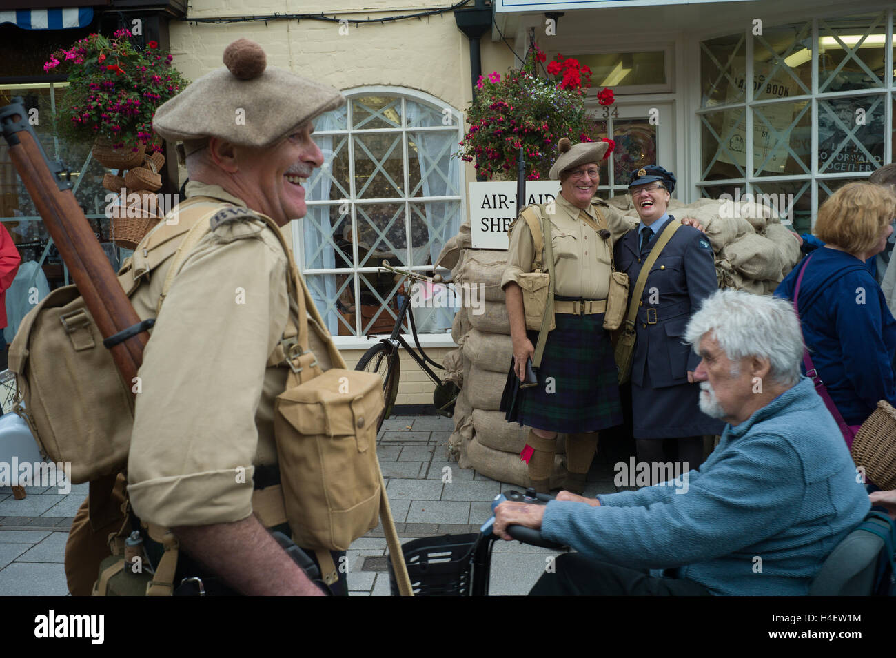 Années 40, festival week-end à Sheringham sur la côte nord du comté de Norfolk, en Angleterre. Banque D'Images