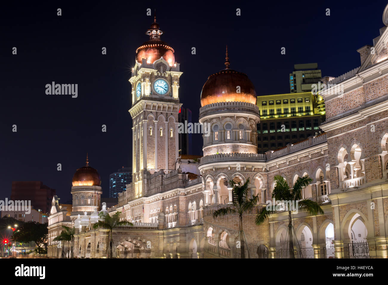 Merdeka Square, au centre-ville de Kuala Lumpur, Malaisie, au crépuscule Banque D'Images