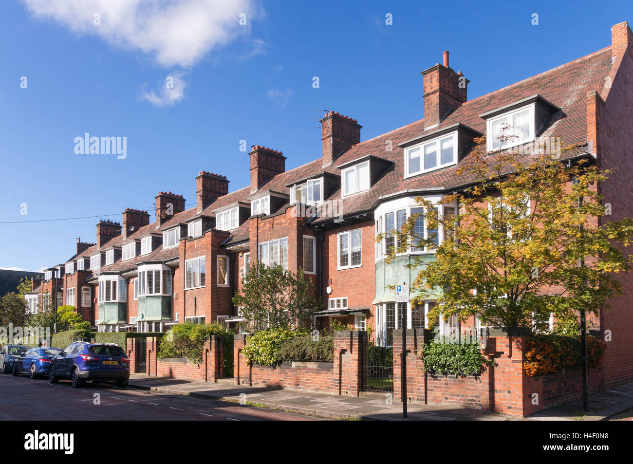 Au début du xxe siècle, les maisons d'art et d'artisanat Village Brandling, Jesmond, Newcastle upon Tyne, England, UK Banque D'Images