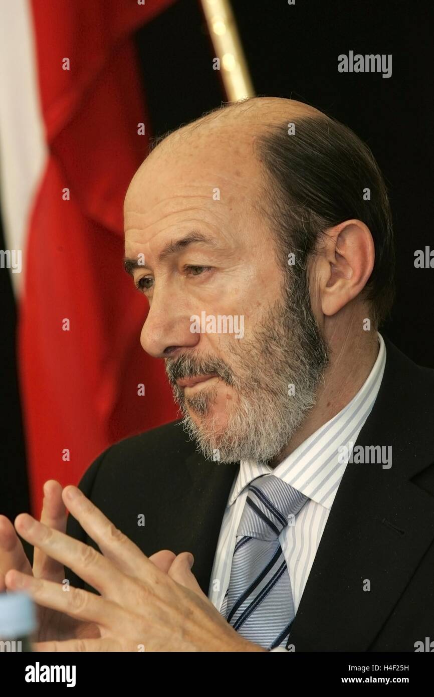 Alfredo Pérez Rubalcaba est un homme politique espagnol qui a été secrétaire général de le Parti socialiste ouvrier espagnol à partir de la chambre 2012 Banque D'Images