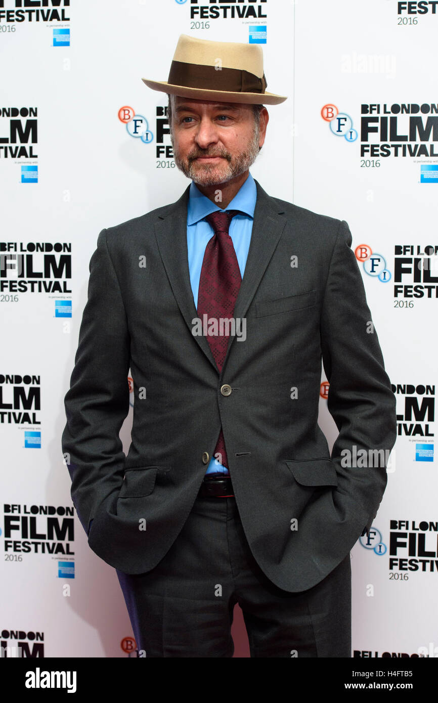 Fisher Stevens participant à la 60e BFI London Film Festival d'avant le déluge, le cinéma Odeon à Leicester Square, à Londres. Banque D'Images