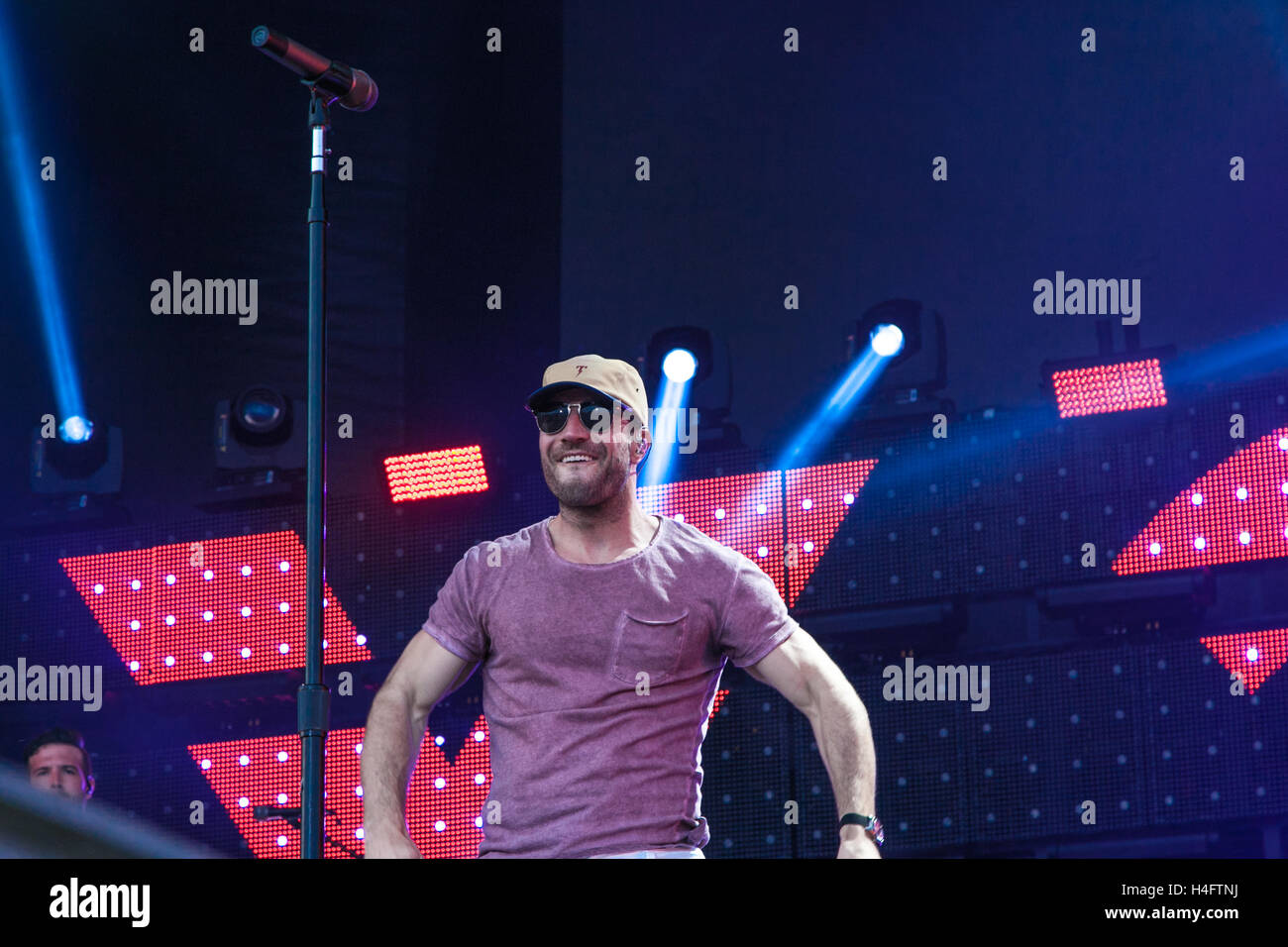 Sam Hunt fonctionne à la Tortuga Music Festival le 16 avril 2016 à Fort Lauderdale, en Floride. Banque D'Images