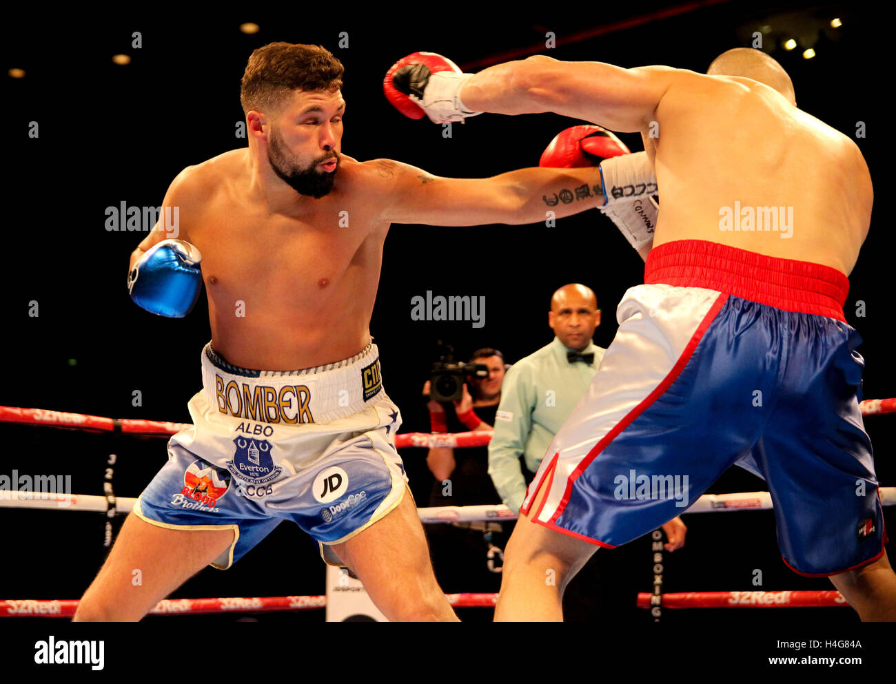 Tony bellew Banque de photographies et d'images à haute résolution - Alamy