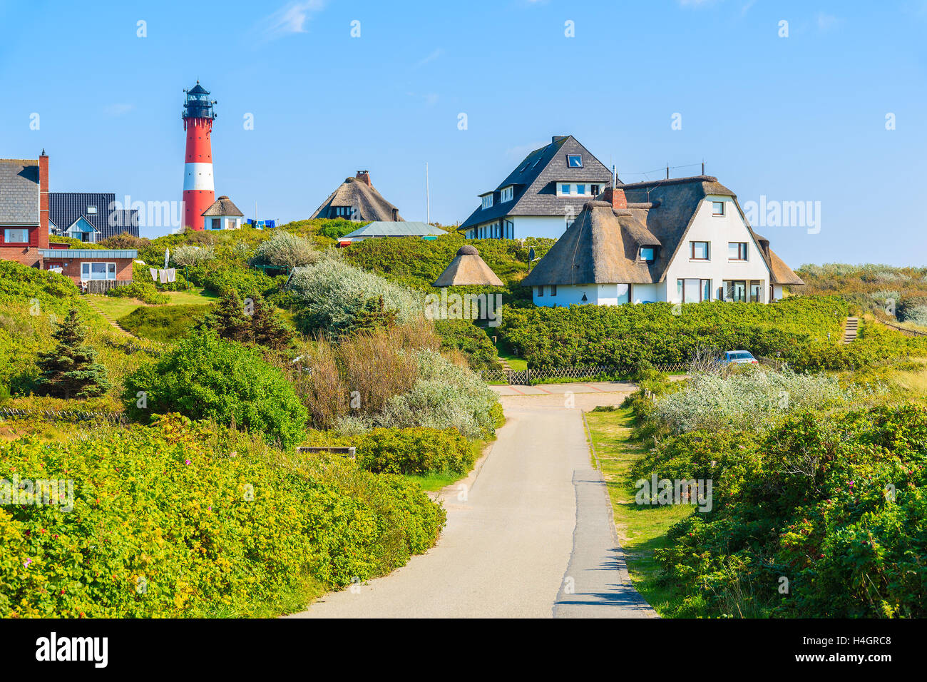 Route de phare de Hornum village sur la côte sud de l'île de Sylt, Allemagne Banque D'Images