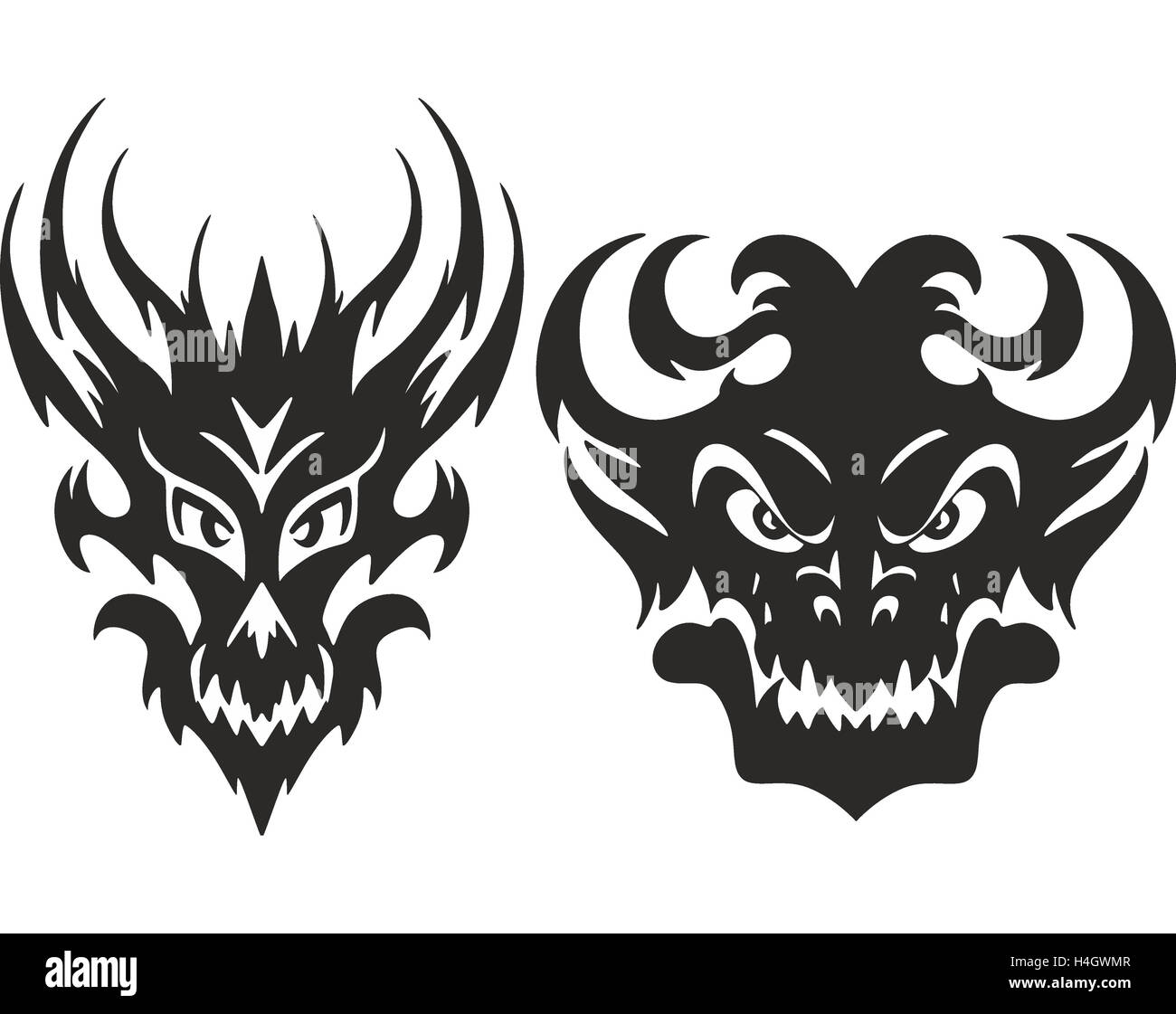 Ensemble de tête de monstre agressif tribal tatouage symétrique croquis Banque D'Images