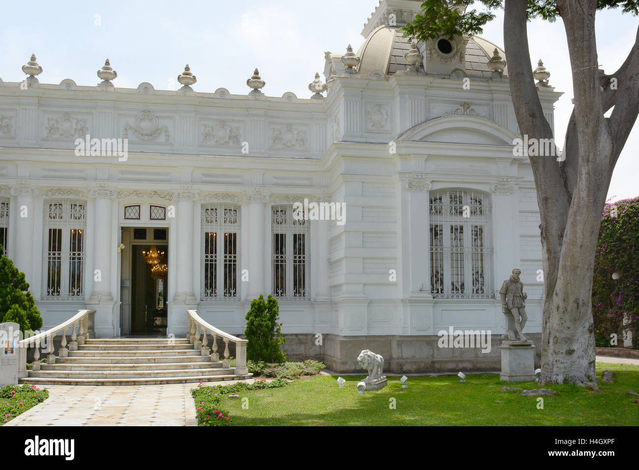 BARRANCO, PÉROU - 18 octobre 2015 : Pedro de Osma Museum. Ouverture en 1988 le musée, dans la banlieue de Lima, est dédié à pre Banque D'Images
