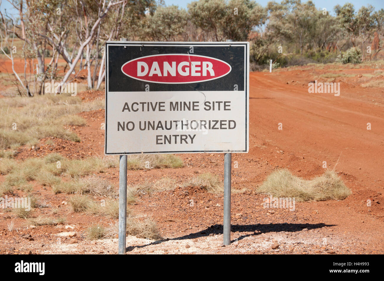 Mine Active Site Sign Banque D'Images