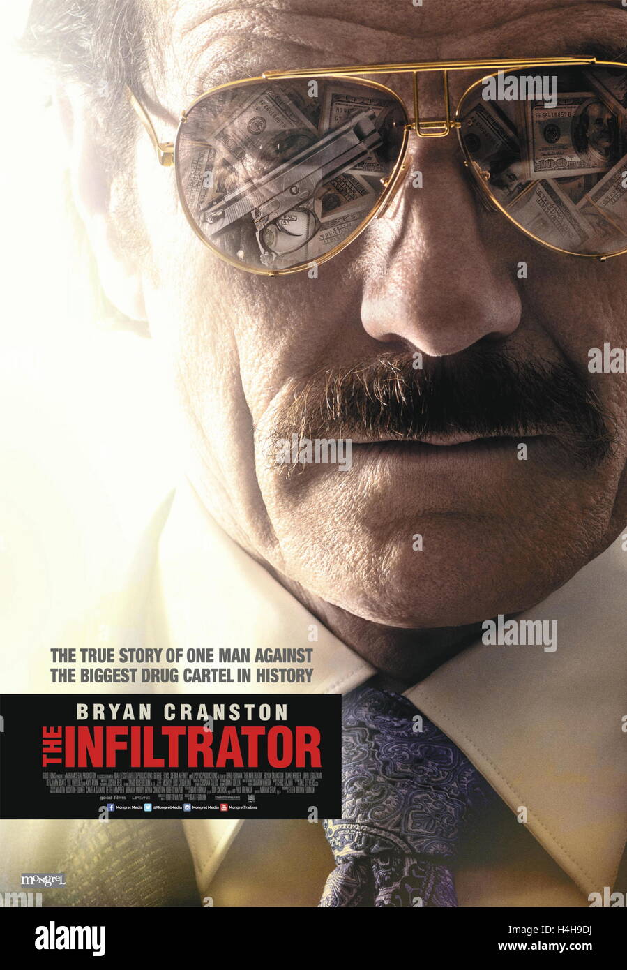 DATE DE SORTIE : Juillet 13, 2016 Title : l'Infiltrator STUDIO : Large Green Images Réalisateur : Brad Furman PLOT : un agent des douanes américain découvre un stratagème de blanchiment impliquant de la drogue colombien Pablo Escobar avec : Bryan Cranston, John Leguizamo, Diane Kruger, Benjamin Bratt (Crédit : c Large Green images/photos/) Banque D'Images