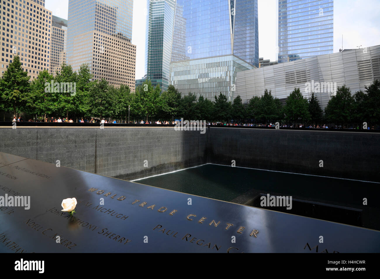 La piscine commémoratif du 11 septembre, la partie basse de Manhattan, New York, USA Banque D'Images