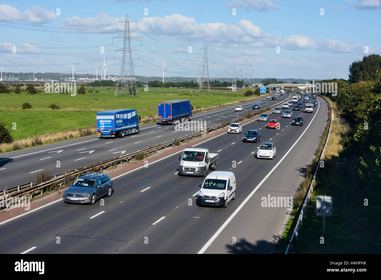 L'autoroute M56 en passant & Frodsham Helsby dans Chesire. Banque D'Images