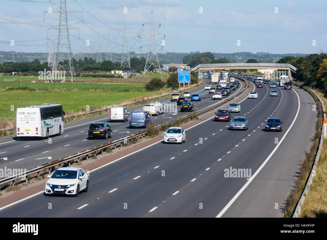 L'autoroute M56 en passant & Frodsham Helsby dans Chesire. Banque D'Images