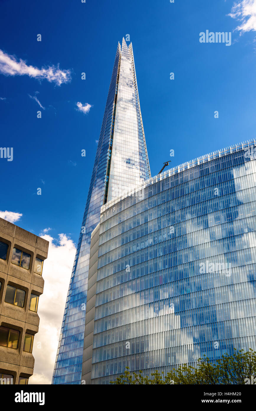 Vue sur le Shard, le plus haut gratte-ciel de Londres Banque D'Images