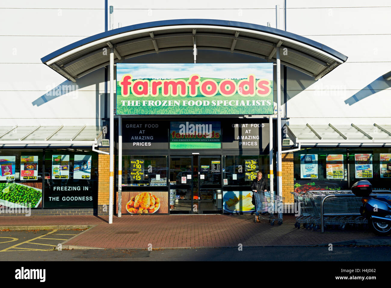 Farmfoods Store à Corby Northamptonshire, Angleterre, Royaume-Uni Banque D'Images