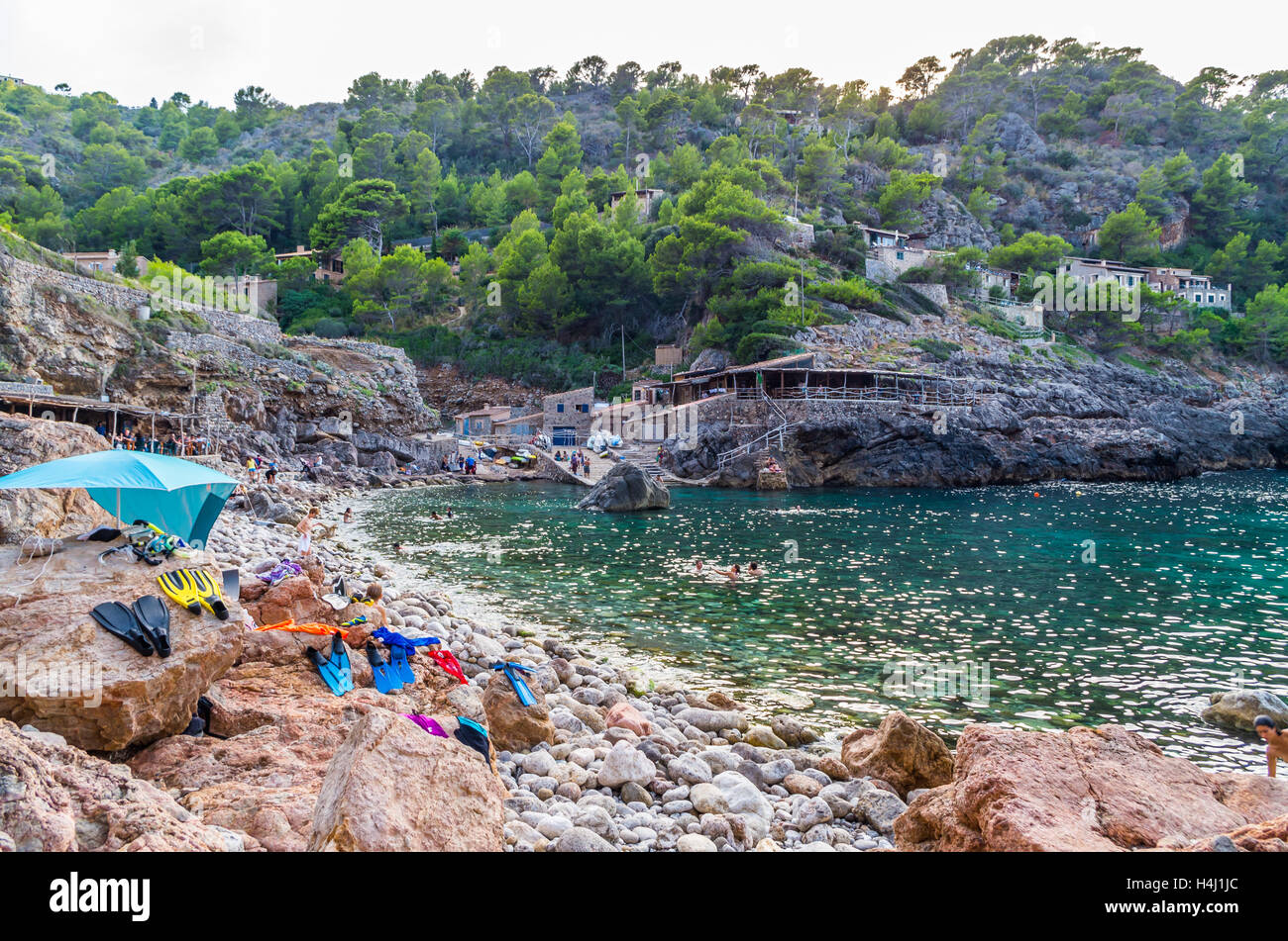 Plage Cala Deia à la côte de Majorque, Baleares, Espagne Banque D'Images