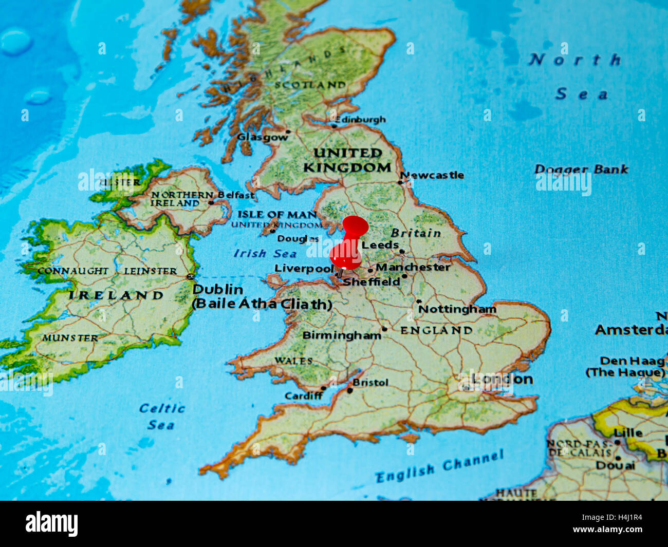 Liverpool, Royaume-Uni épinglée sur une carte de l'Europe. Banque D'Images