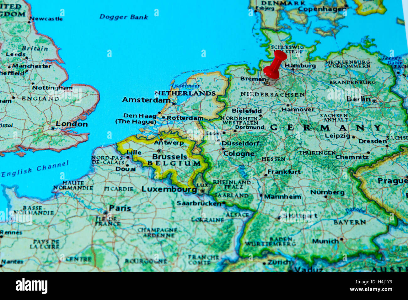 carte allemagne bremen Bremen, Allemagne épinglée sur une carte de l'Europe Photo Stock 